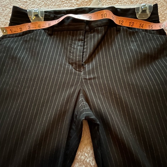 Express Design Studio “Editor” slacks. Pinstripe, flare leg. 4 regular. NWOT - Picture 10 of 15